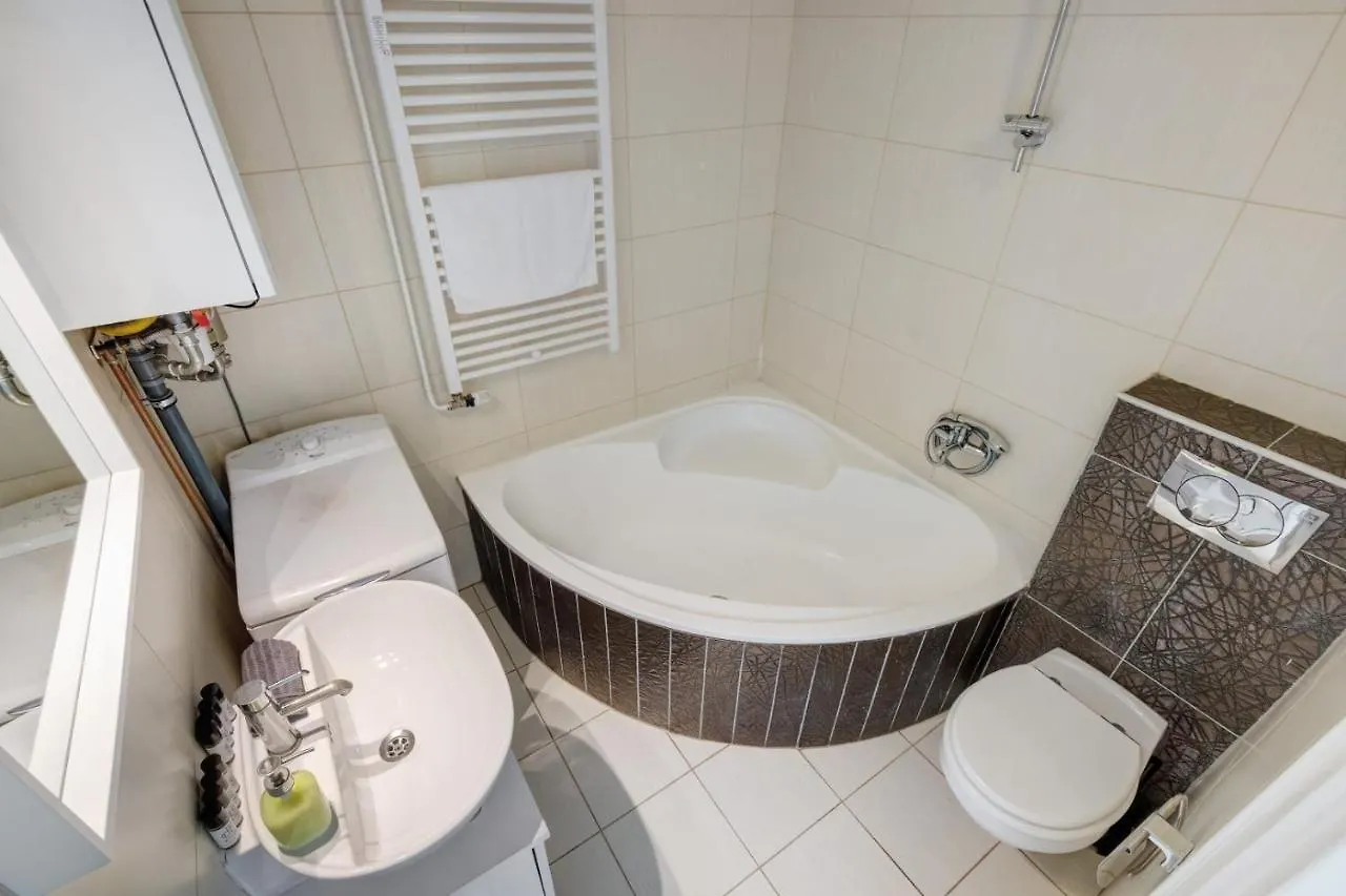 Elizabeth Garden Apartment Budapest
