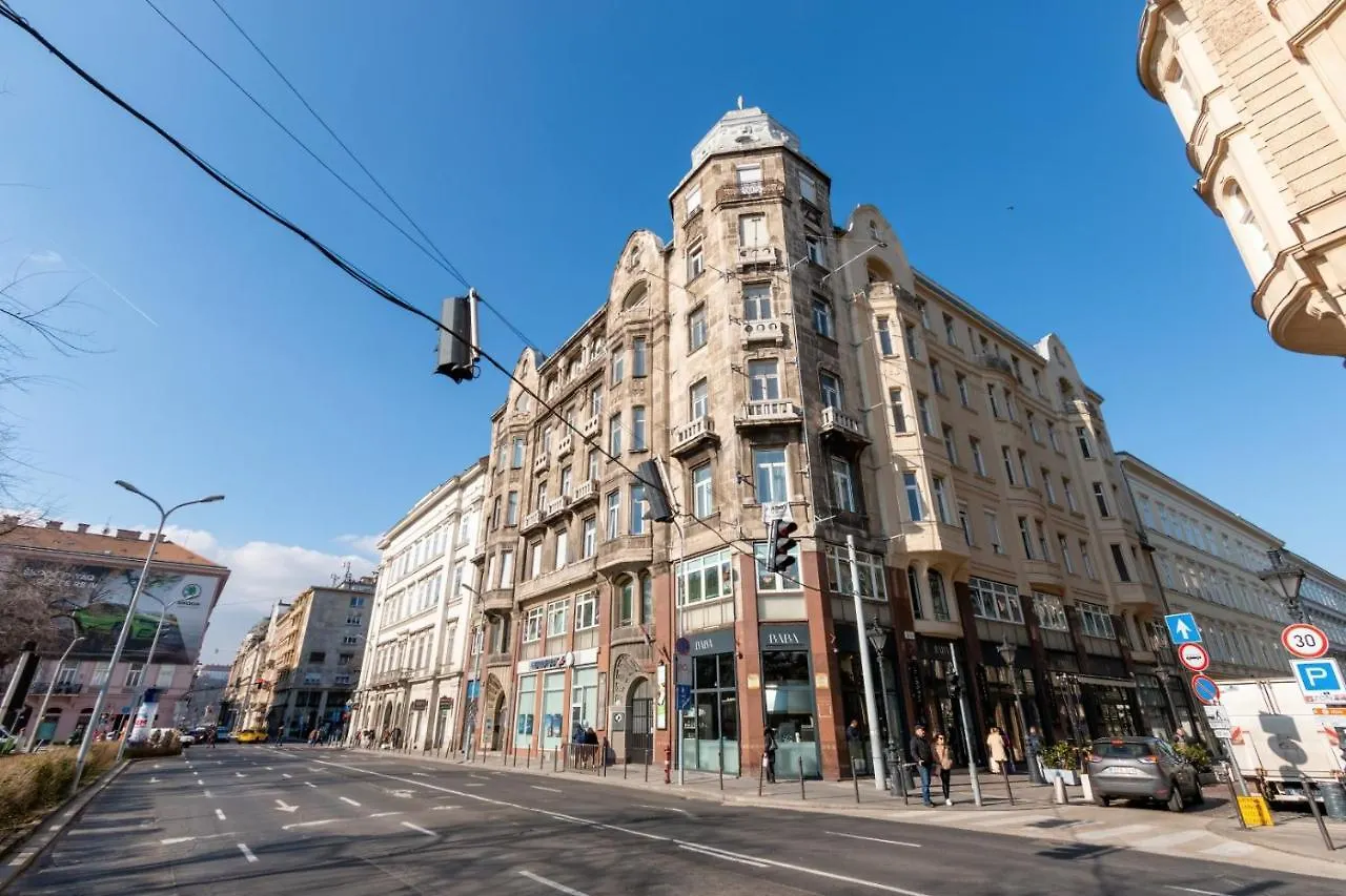 Elizabeth Garden Apartment Budapest